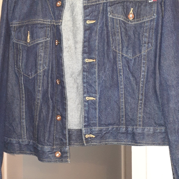 XL juniors buttoned up blue jean jacket. Jacket is gently used - Picture 3 of 3